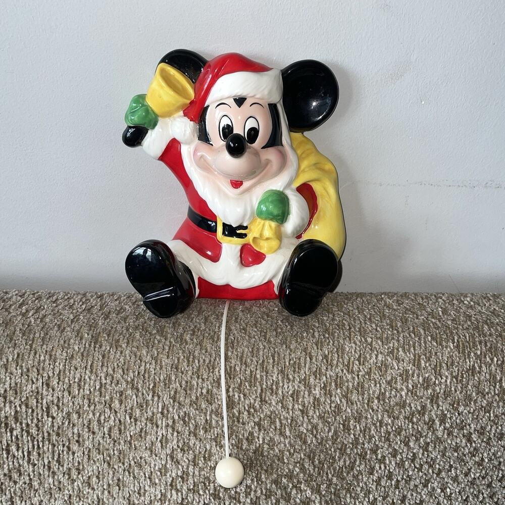 Vintage Musical Ceramic Mickey Mouse Santa Wall Hanging Figurine Disney Japan - Picture 2 of 10